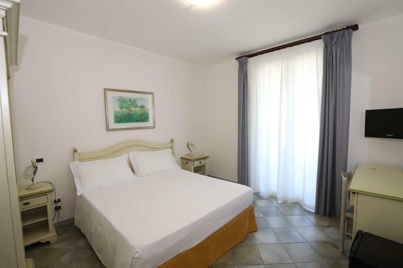 Hotel Celeste มาร์ซาเมมี ภายนอก รูปภาพ