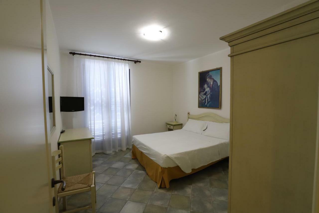 Hotel Celeste มาร์ซาเมมี ภายนอก รูปภาพ